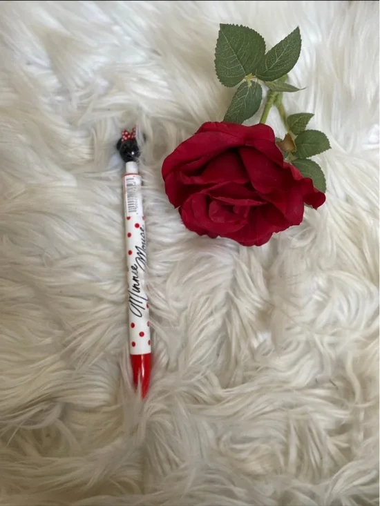 NWT Disney Minnie Mouse Autograph Pen - Picture 2 of 3